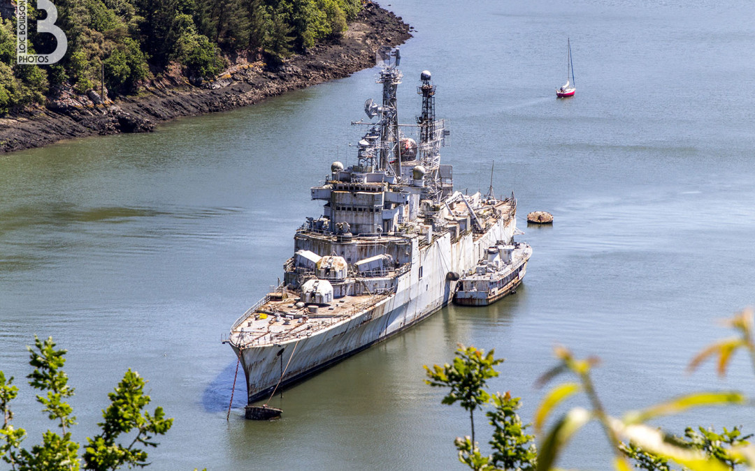 Le croiseur Colbert au cimetière des navires